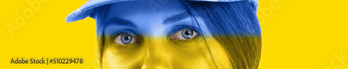 Face of female soldier in c...