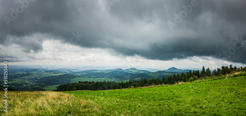 Panorama auf der Wasserkuppe in der Rhön in Hessen