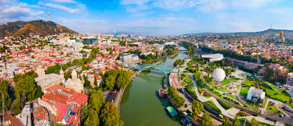 Tbilisi old town aerial panoramic view - obrazy, fototapety, plakaty 