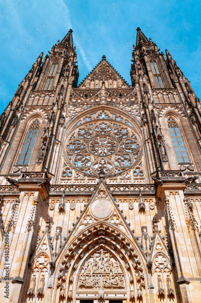 Fototapeta premium A view from the cathedral in Prague