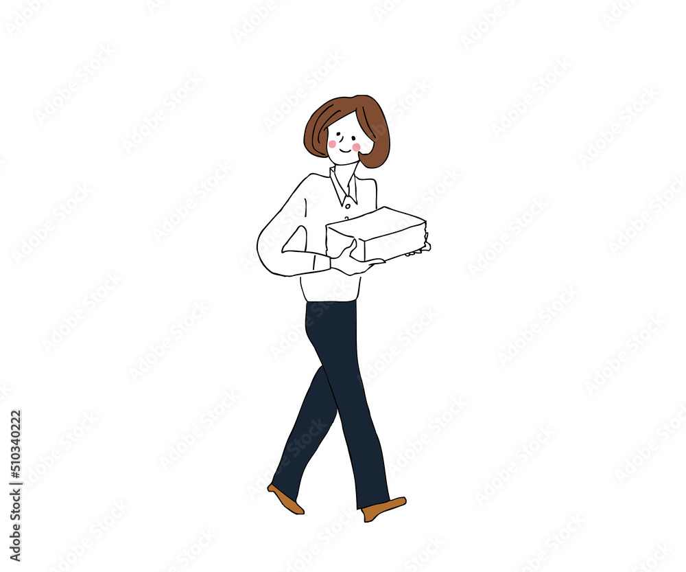 何か 運ぶ 笑顔 女性 何か 運ぶ 笑顔 女性