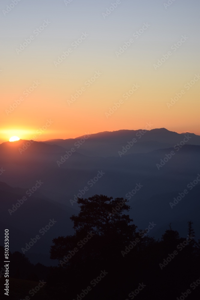 The sun setting to the west, location - Kedarkantha, Uttarakhand, Shoot date - 21 Nov'21