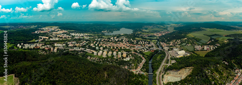 Br  nner Stadtteil Bistrz von oben im Fr  hling