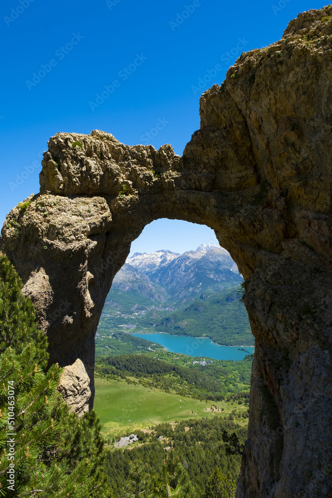 Piedrafita Geotectonic Arch in the Tena Valley, Huesca Pyrenees