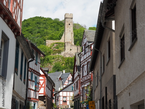 Monreal ist eine Ortsgemeinde im Tal der Elz im Landkreis Mayen-Koblenz im Land Rheinland-Pfalz photo