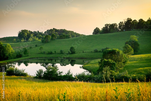Obraz na płótnie The rolling hills of SE Ohio, on a peaceful evening.