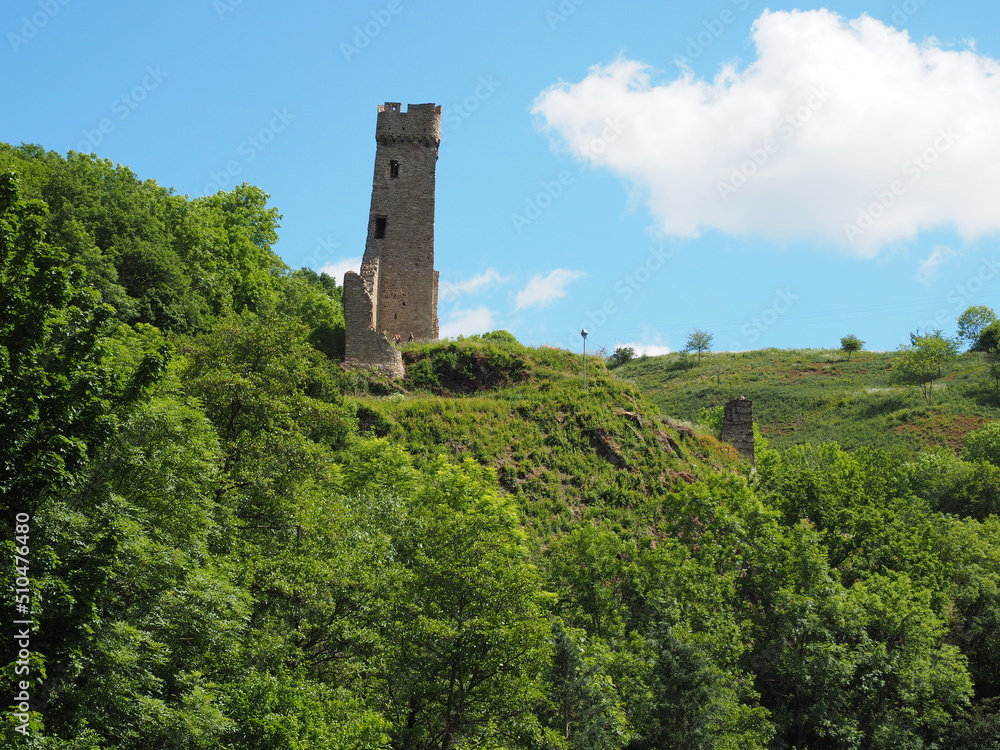 Löwenburg und Philippsburg bei Monreal in der Eifel Löwenburg und Philippsburg bei Monreal in der Eifel