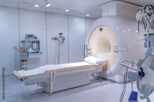sophisticated of MRI Scanner medical equipments in hospital