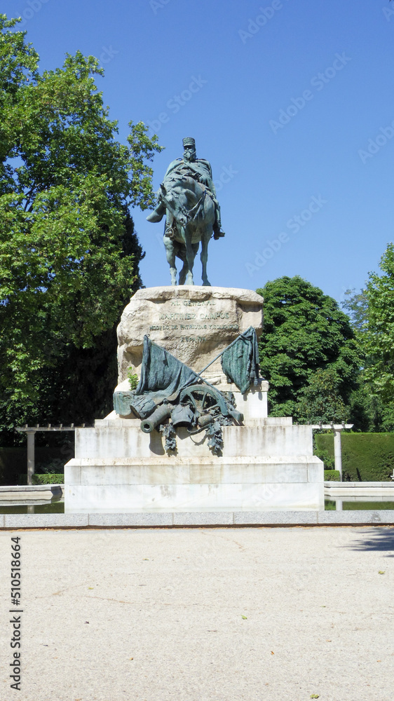 The monument to Arsenio Martínez Campos is located in the Plaza de Guatemala in the Retiro Park in Madrid, the capital of Spain. Work of the artist Mariano Benlliure Gil (Valencia, 1862-Madrid, 1947).