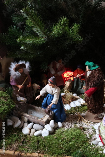 Blick auf die Weihnachtskrippe in der Stadtpfarrkirche der Stadt Heideck in Bayern	 photo