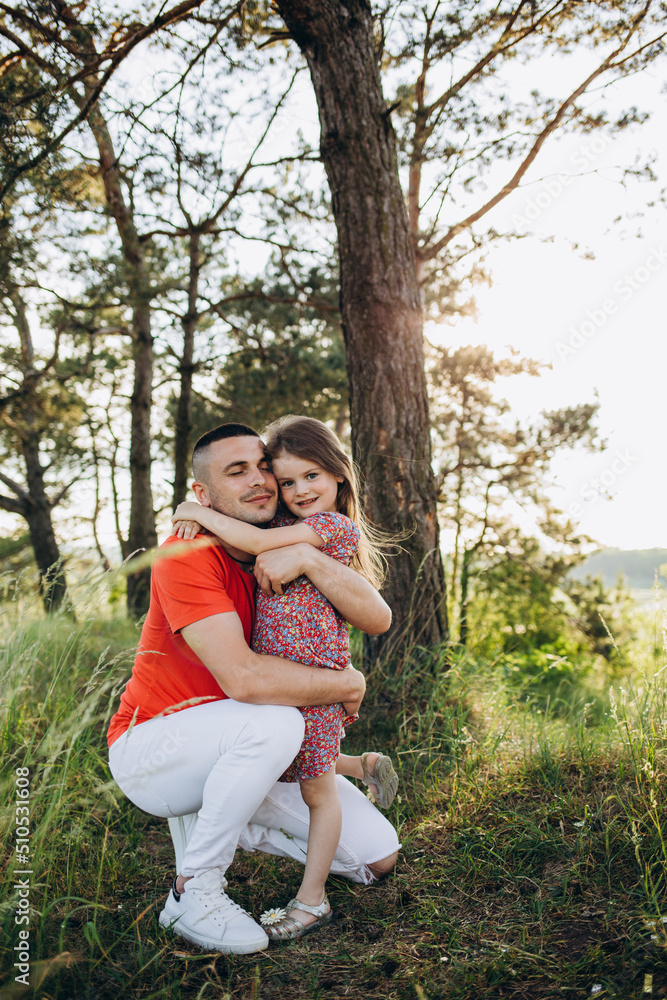 Father and daughter share love. Father and daughter share love.