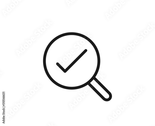 Search line icon on white background © RaulAlmu