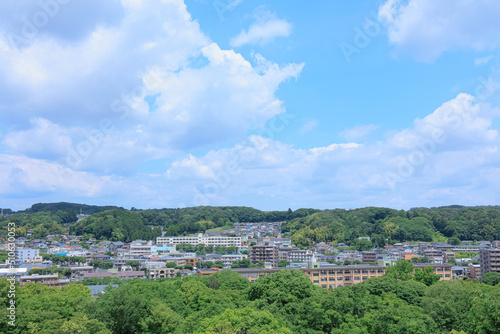 東京都八王子市にある富士見台公園の展望台から眺めた町