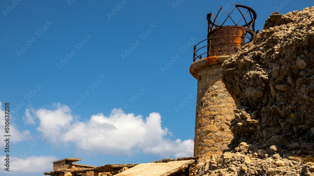 The ruins of the Agios Ioannis lighthouse / Aforesmenos lighthouse