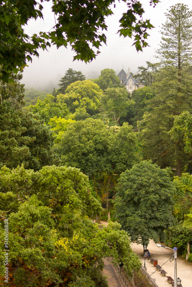 Quinta da Regaleira, en Sintra, en Portugal Quinta da Regaleira, en Sintra, en Portugal