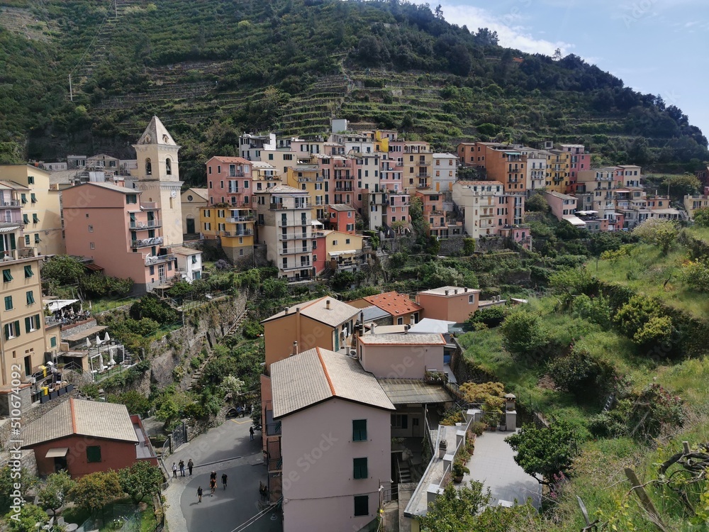 Fototapeta premium Manarola, Cinque Terre National Park, Liguria, Italy Town of Manarola, Liguria, Italy.View of the colorful houses along the coastline of Cinque Terre area. Liguria, Italy.