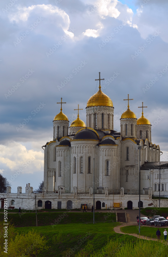 Assumption Cathedral under the clouds
