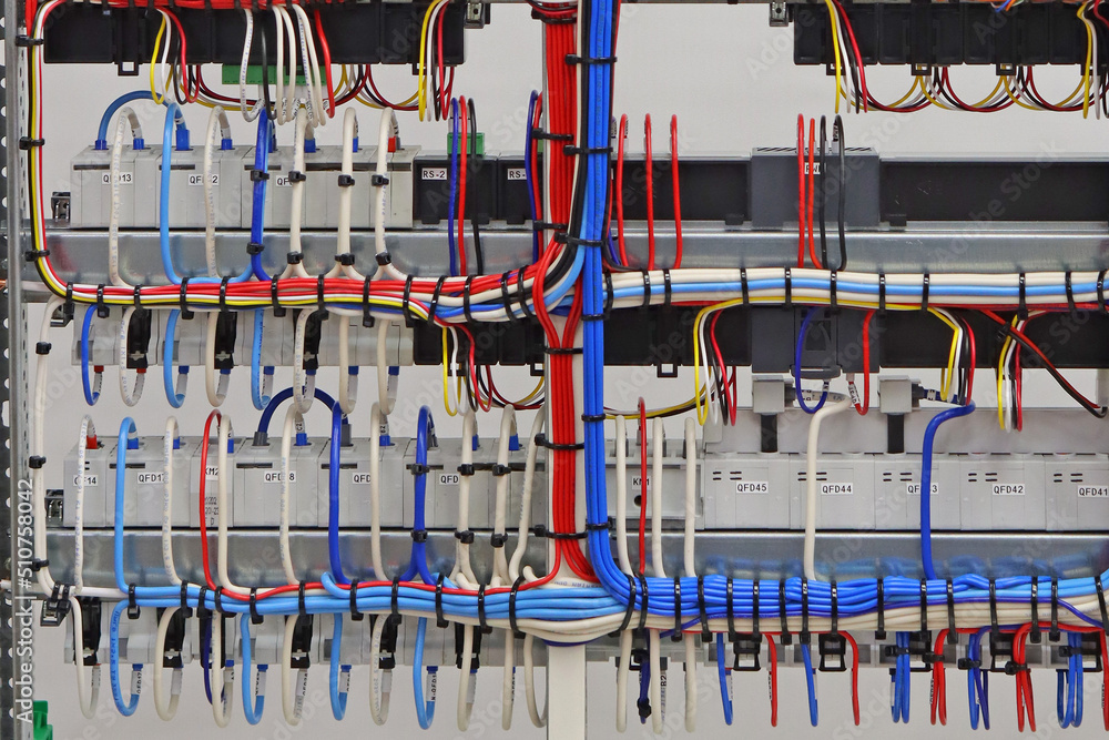 Connection of modules in the control panel for automatic processes with copper electric colored wires.