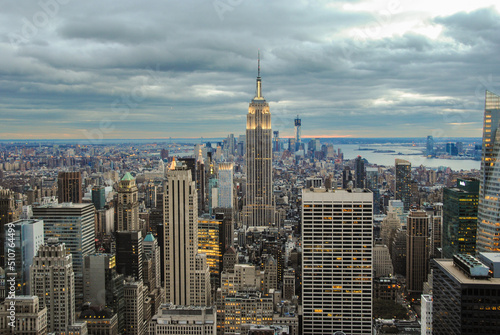 Etats Unis USA US Amerique New York Manhattan Empire state Building nuit soir © JeanLuc