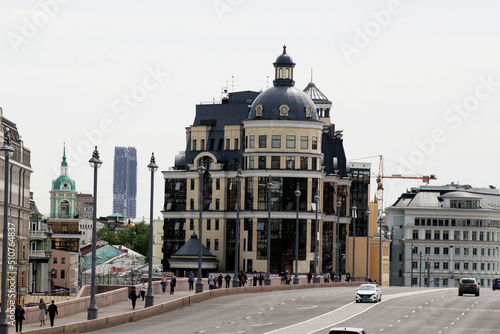 Bolshoy Moskvoretsky Bridge. photo