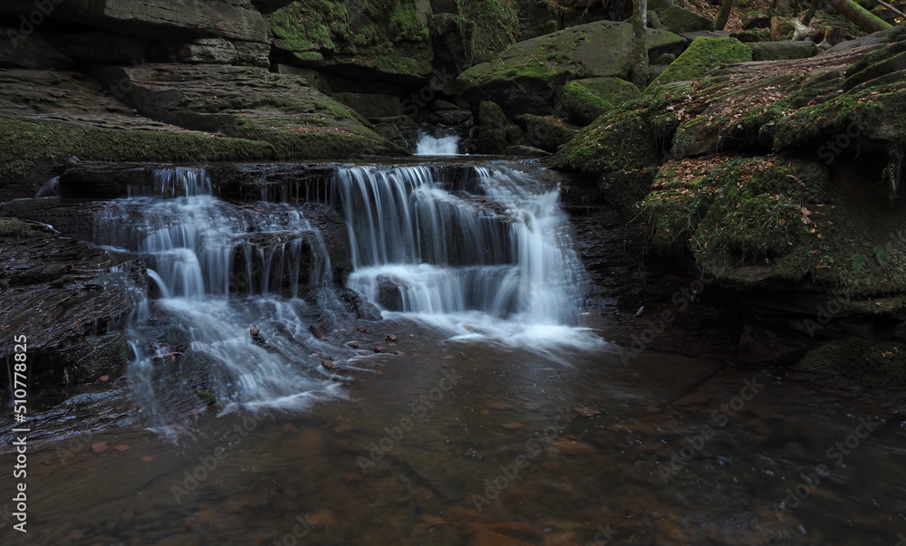 Wasserfall im Monbachtal