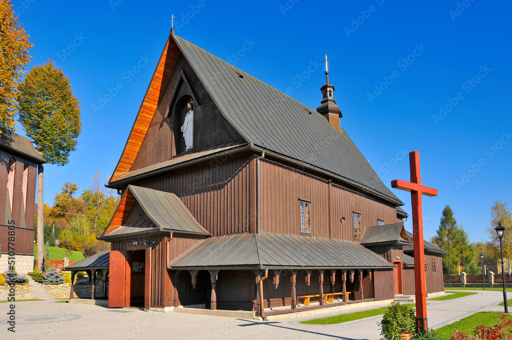 Obraz premium Wooden Church of St. Nicholas. Tymowa, Lesser Poland Voivodeship, Poland