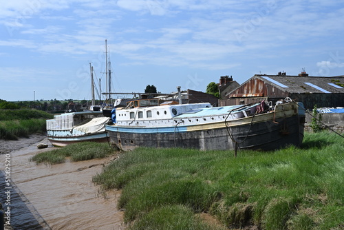 Quadro em tela Barton Haven, small dock on the banks of the river Humber