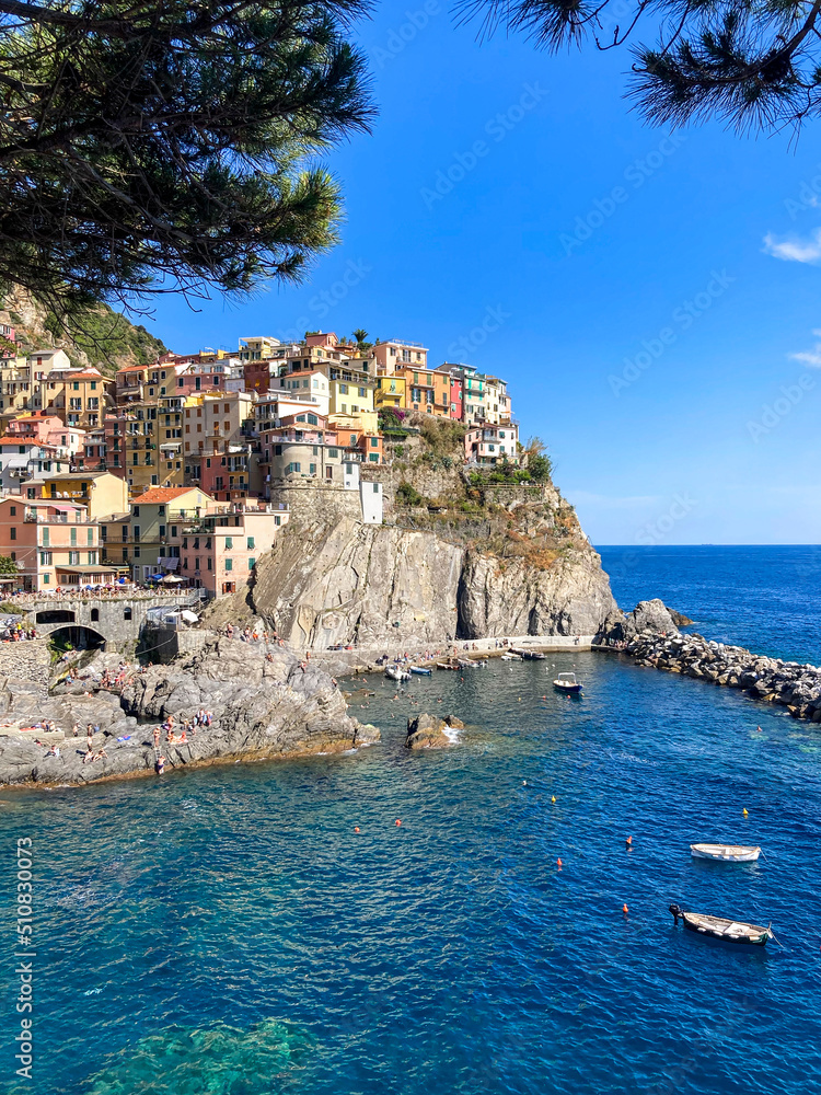 Veduta del paese di Manarola, Cinque Terre in Liguria, Italia 