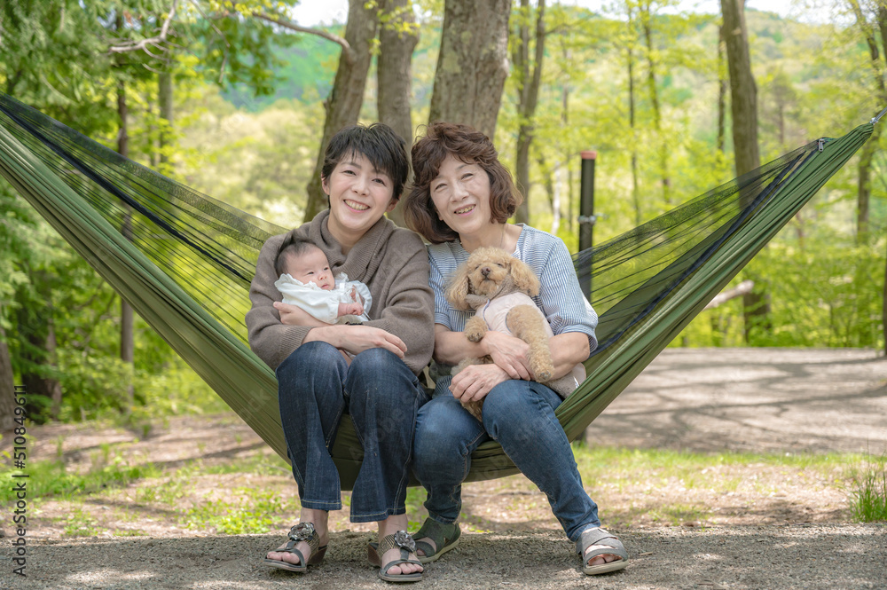 家族でキャンプ 家族でキャンプ