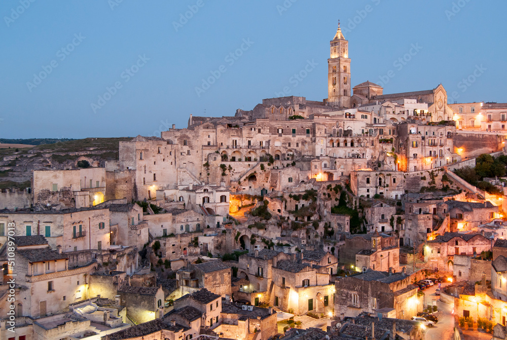 Obraz premium Sassi di Matera at Dusk, Basilicata, Italy