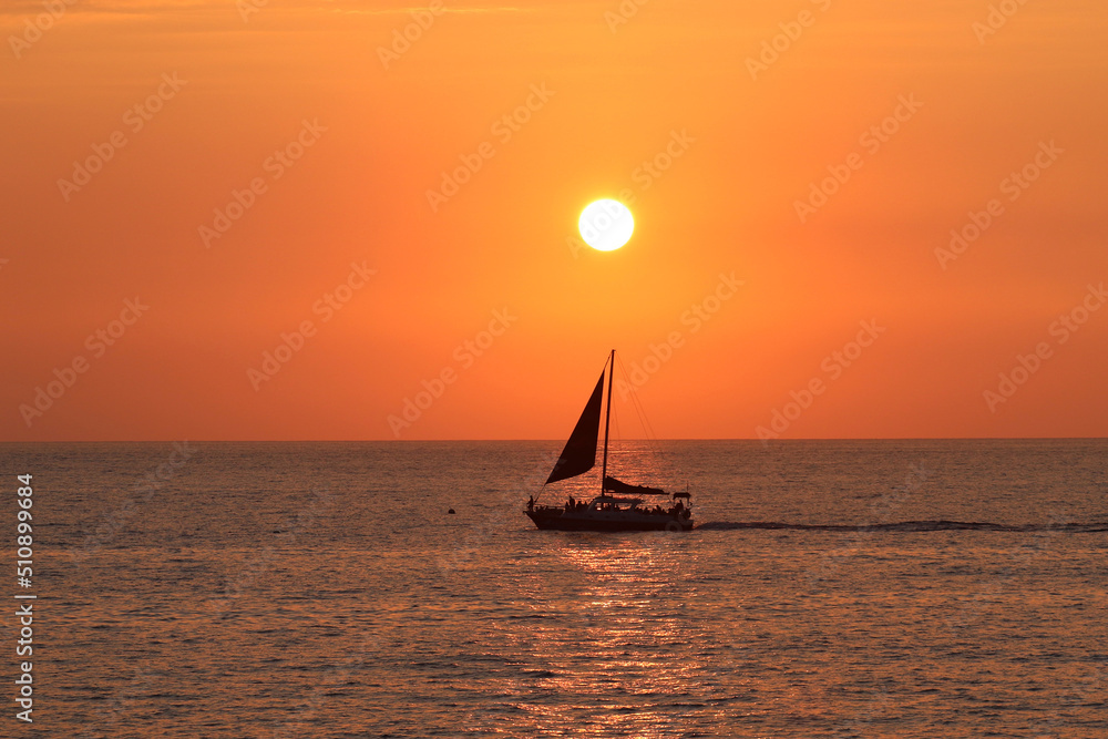 2021-10-26 Big Island catamaran at sunset