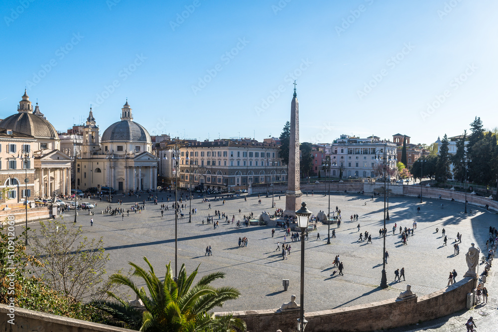 Fototapeta premium views of popolo square in rome, italy