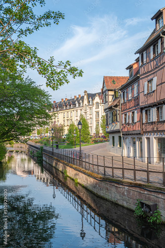 Naklejka premium Traditional old alsatian houses in