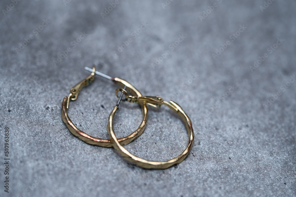 女性向けのピアス 女性向けのピアス