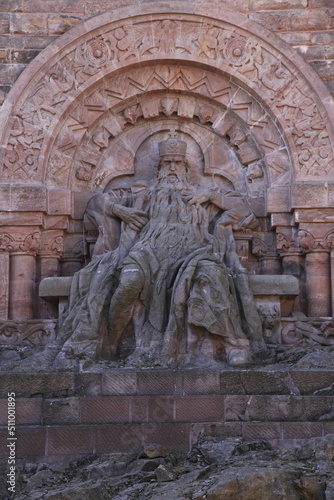 Kyffhäuser Denkma, auch Barbarossadenkmal, ist ein Kaiser-Wilhelm-Denkmal im Kyffhäusergebirge der ehemaligen Reichsburg Kyffhausen. Sachsen-Anhalt, Deutschland, Europa 