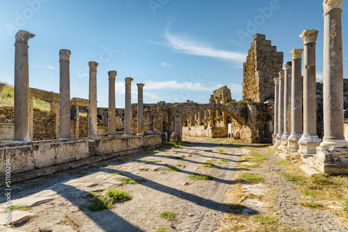 Photo Scenic colonnade in Perge (Perga) at Antalya Province, Turkey
