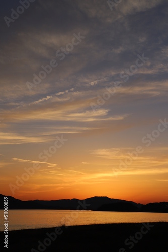 SDGs地球の神秘と海とソラ！山口県の夕日と海の輝くヒカリ！ © YuAiru