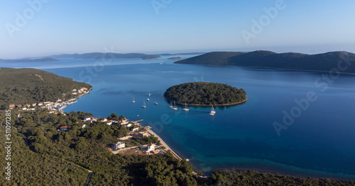 Obraz na płótnie bay of Brgulje on island Molat in the adriatic sea, Croatia w salonie
