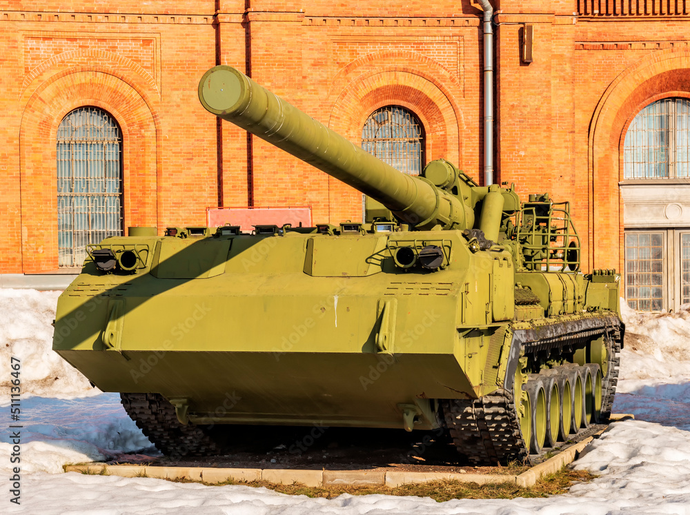 Russian 203 mm self-propelled gun 2S7 Malka Russian 203 mm self-propelled gun 2S7 Malka