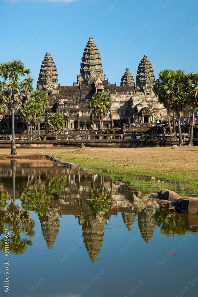 Fototapeta premium Angkor Wat temple complex (12th century), Angkor World Heritage Site, Siem Reap, Cambodia