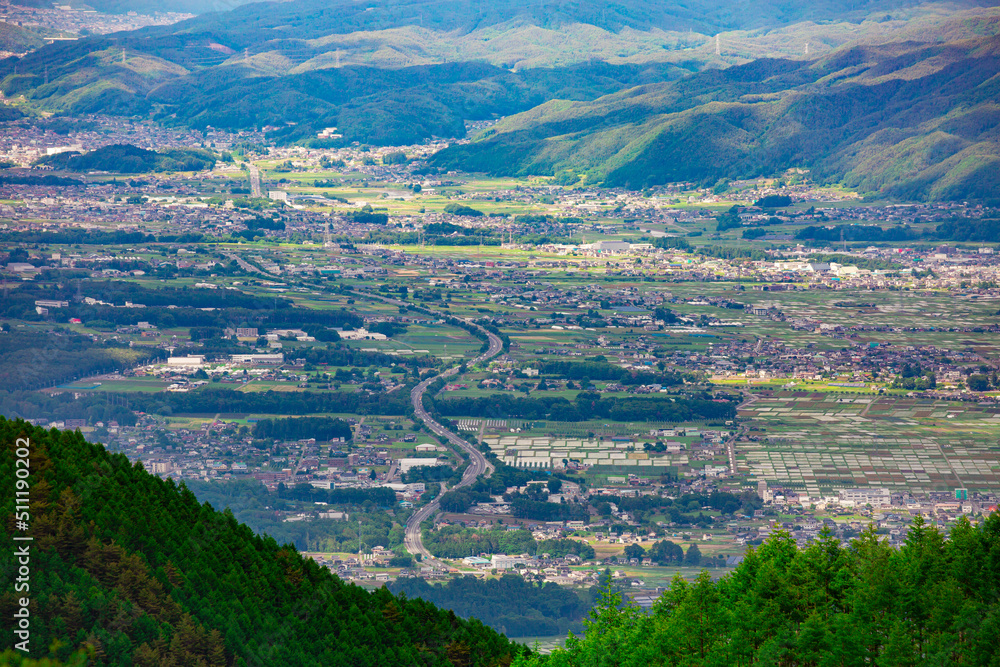 Fototapeta premium 長野県宮田村 宮田高原キャンプ場の景色