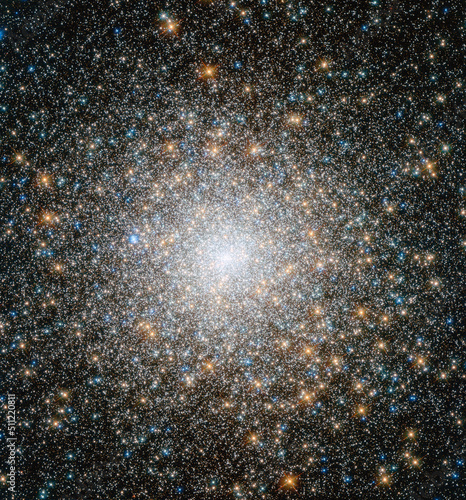 Globular Cluster M15 in constellation of Pegasus © Claudio Caridi