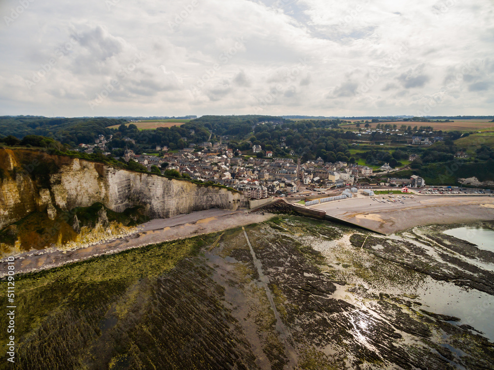Aerial. Panorama ville et falaise d'Etretat. View Of Town By Sea. Étretat panorama. Normandie. Drone. 