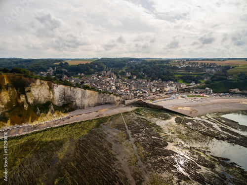 Aerial. Panorama ville et falaise d'Etretat. View Of Town By Sea. Étretat panorama. Normandie. Drone. 