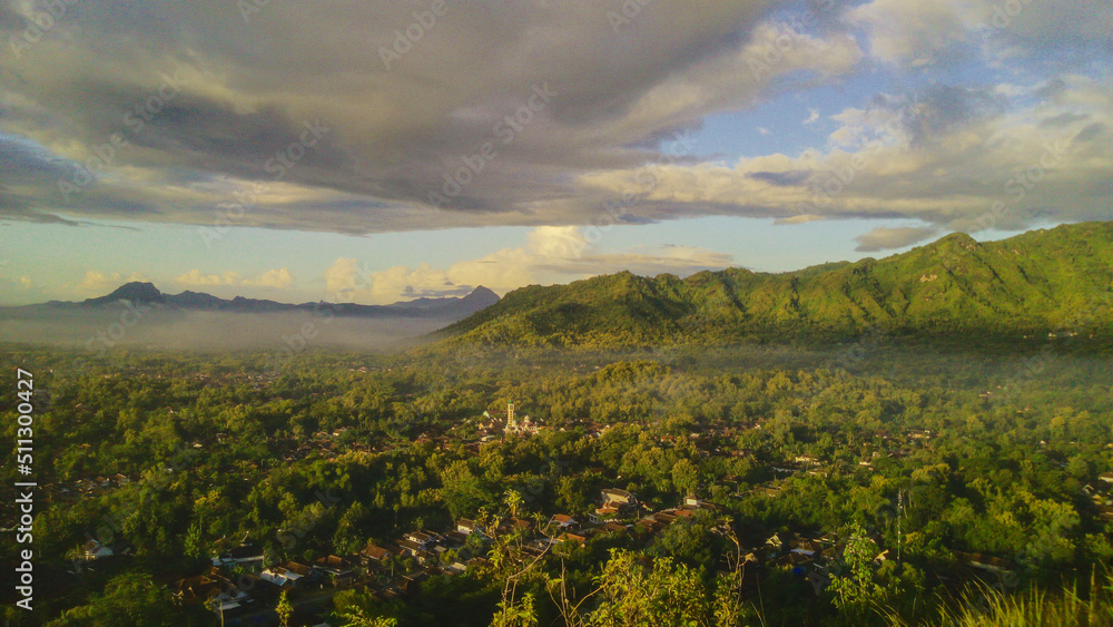 Fototapeta premium mountain view with fog