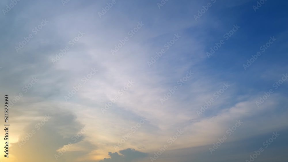 4K Sky Time lapse, Beautiful background, Sky Timelapse of horizon. Clouds At Sunrise. Summer sky
4K Sky Time lapse, Beautiful background, Sky Timelapse of horizon. Clouds At Sunrise. Summer sky