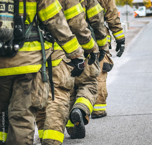 Φωτογραφία Fire and firefighters
