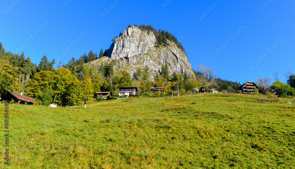 Fototapeta premium Bergdorf Ebnit im Gemeindegebiet der Stadt Dornbirn in Vorarlberg (Österreich)