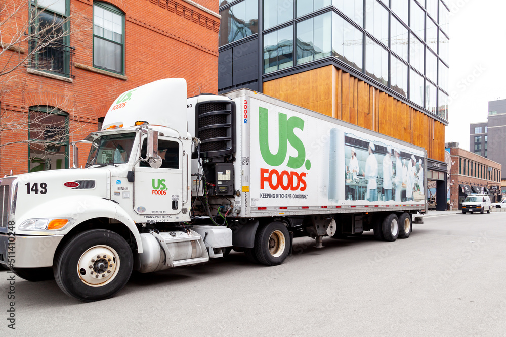 Chicago Illinois Usa March 29 2022 An Us Foods Truck On The