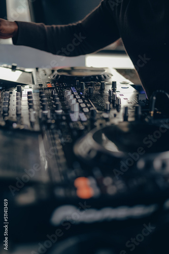 dj mixing music